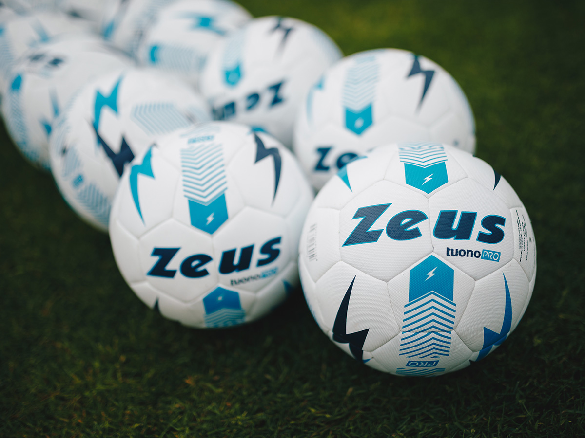 Odzież treningowa Zeus Sport